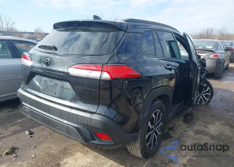 2024 Toyota Corolla Cross Hybrid Se z USA, uszkodzony, nr VIN 7MUFBABG2RV051309